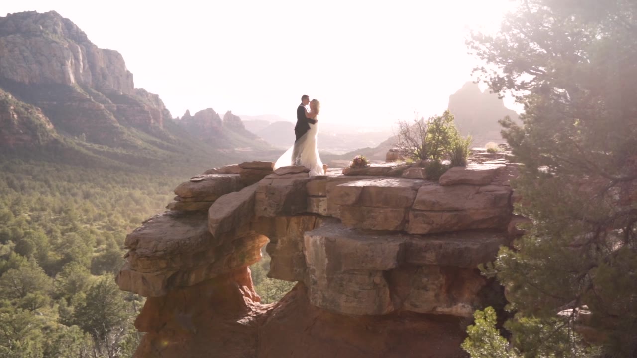 Stephanie + Nathan wedding film · Schnebly Hill